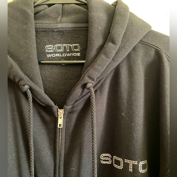 🪩 Citygirl Zip-Up Hoodie | Manuela Soto Sosa | Soto Worldwide 🪩 - Picture 3 of 3